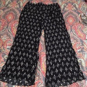 Skies Are Blue Wide Leg pants